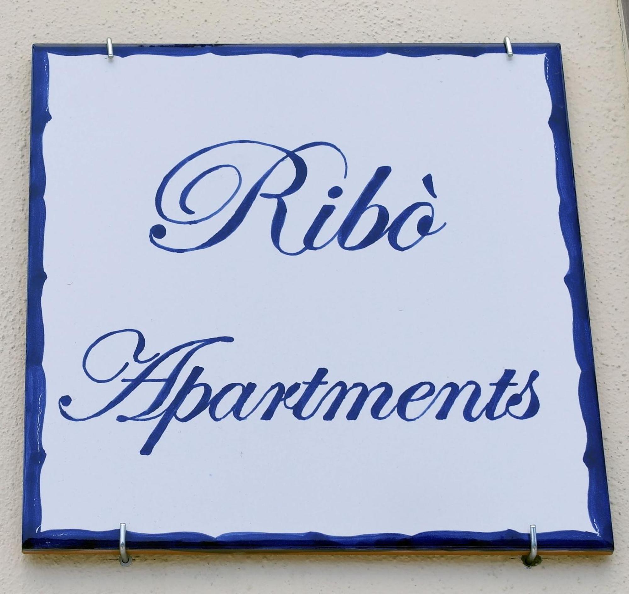 Ribo Apartments アングリ エクステリア 写真